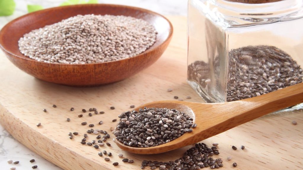 White and black chia seeds