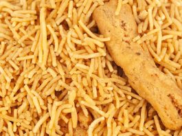 Bhujia Sev - Indian namkeen snack
