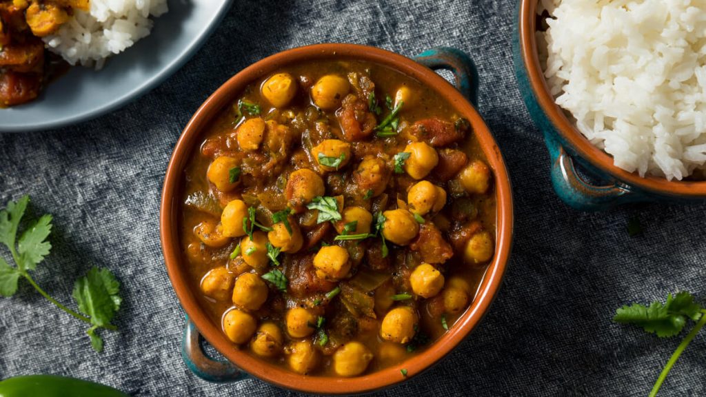 Chana Masala (Chickpea Indian Spicy Curry)