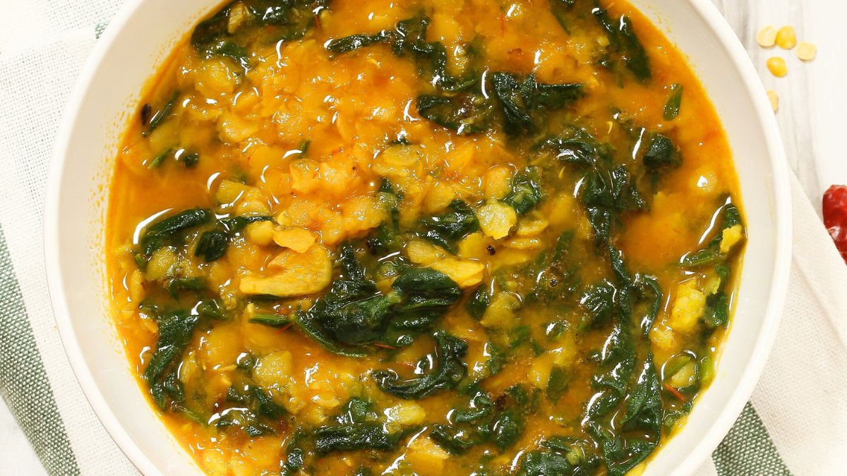 Spinach & Lentil Curry Image by Canva
